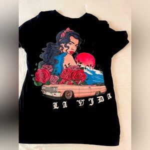 La Vida T-Shirt - Size Medium